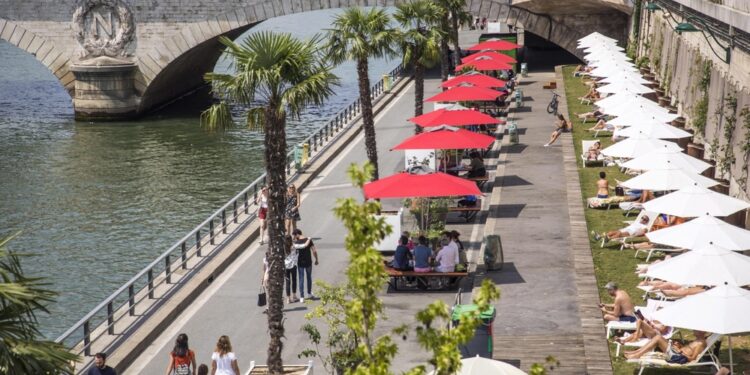 'A luglio un bagno nel fiume parigino'