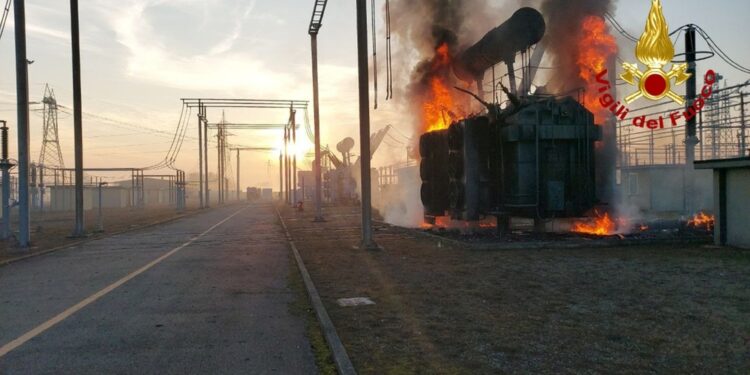 L'intervento dei vigili del fuoco a San Damaso