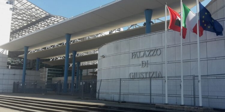 Chieste assoluzioni per accusa attentato a sicurezza trasporti