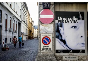 In un caseggiato popolare in via degli Apuli