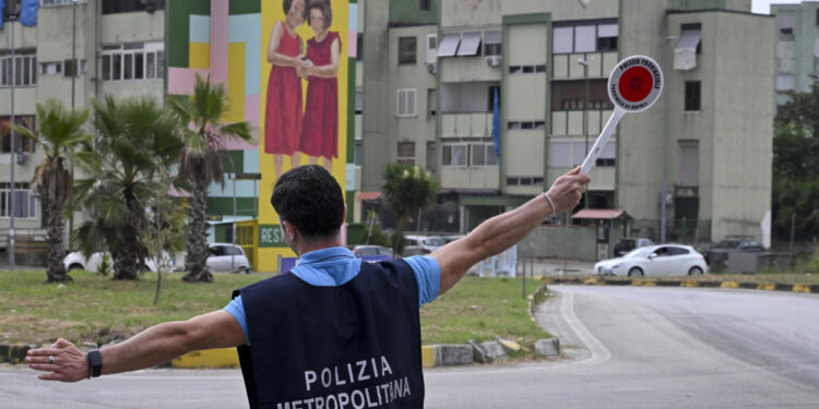 Denunciati per occupazione abusiva