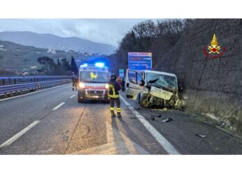 Negli stabilimenti liguri. Basar Shames lascia moglie e figlia