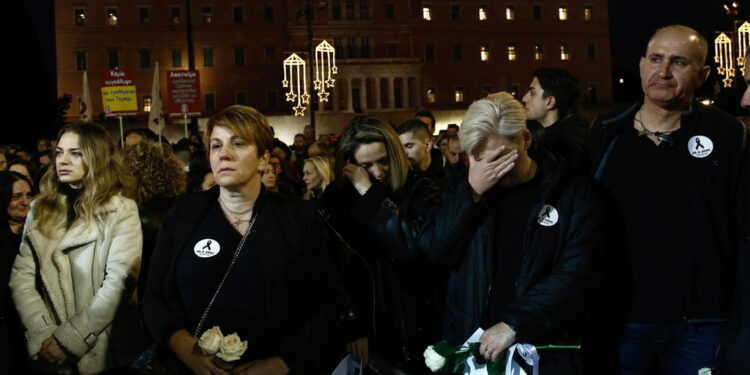 700mila firme per chiedere revoca in caso di procedimenti penali