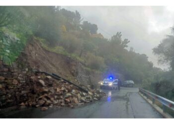 Piove da ieri. Ci sono già state piccole frane e allagamenti