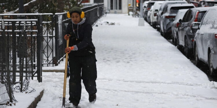 Forte nevicata anche a Boston le scuole sono chiuse