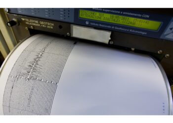 Dodici i terremoti registrati nella zona dalla mezzanotte