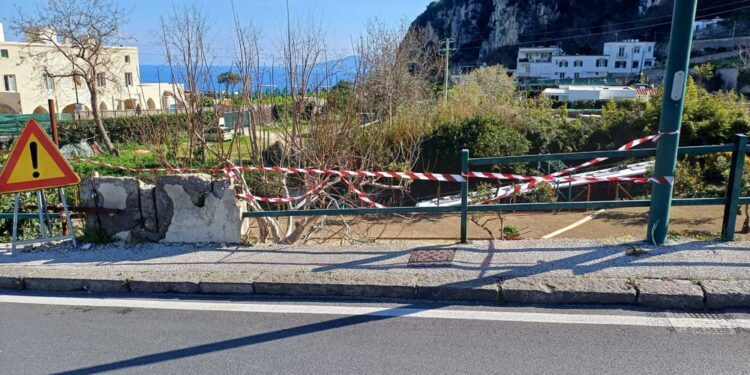 42enne trasferito in un ospedale di Napoli