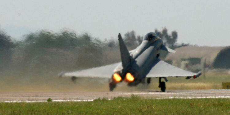 Eurofighter in volo dopo l'allerta ieri e oggi