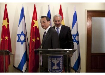 Wang Yi: 'Non va più ignorata occupazione territori palestinesi'