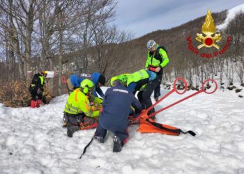 A S. Stefano D'Aveto. Soccorso con elicottero per trauma a testa