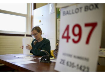 Voto su famiglia allargata e contro doveri delle donne in casa