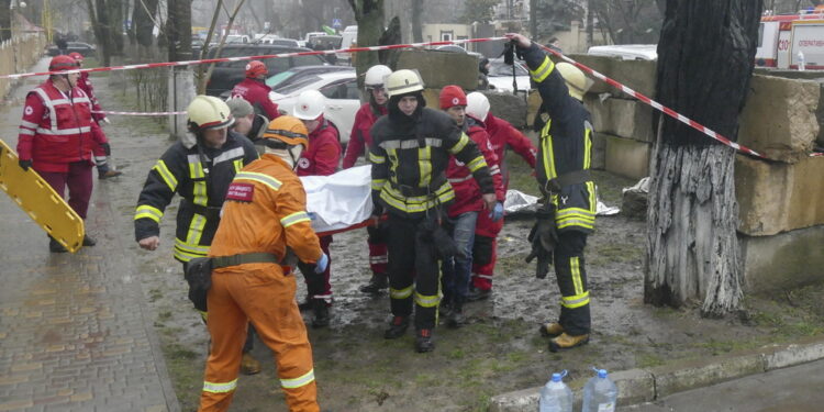 I feriti sono almeno 73