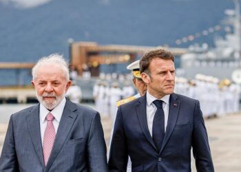 Cerimonia con Macron e Lula a Rio de Janeiro