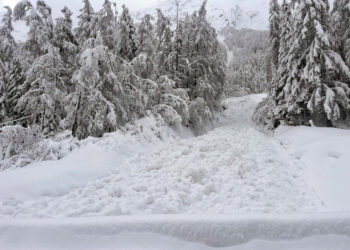 Verso sblocco strada per Cogne. "Evitare lo sci fuoripista"