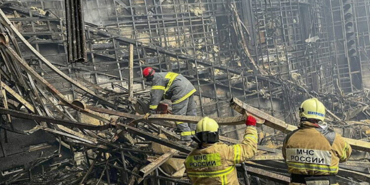 'Corpi trovati duranto lo sgombero delle macerie'