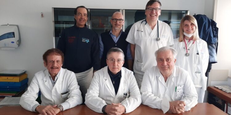 Lavoro di equipe al Policlinico per risolvere quadro complesso