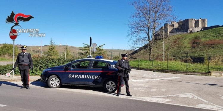 In un bar di Melfi. Indagano Carabinieri