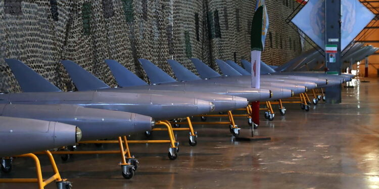 A seguito del lancio di droni e missili dell'Iran verso Israele