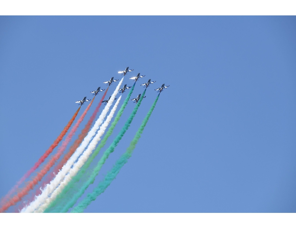 Lo spettacolo delle Frecce tricolori nei cieli di Trani Archivi