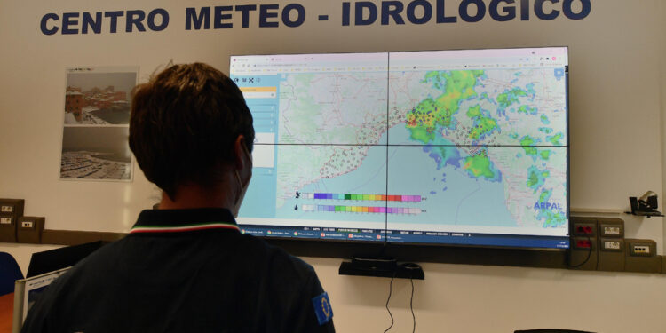 Fino alle 16 oggi. Notte scorsa vento a 198 km/h a Ronco Scrivia