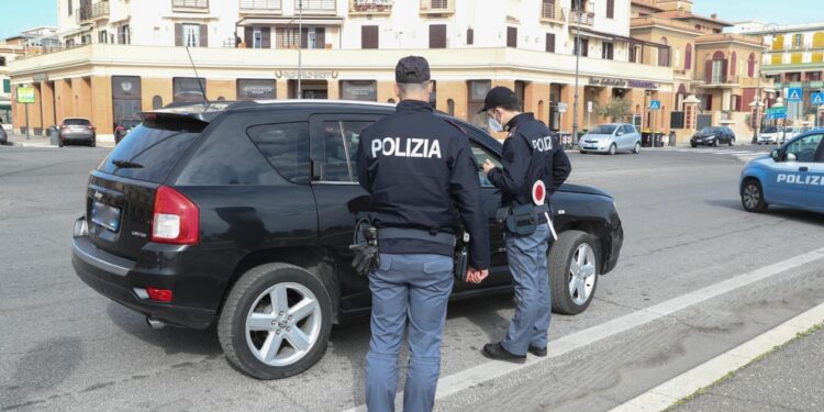 Aggressione sul lungomare di Ostia