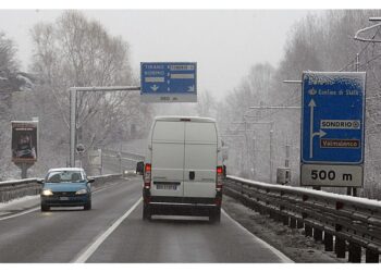 La strada era stata chiusa ieri dall'Anas per neve