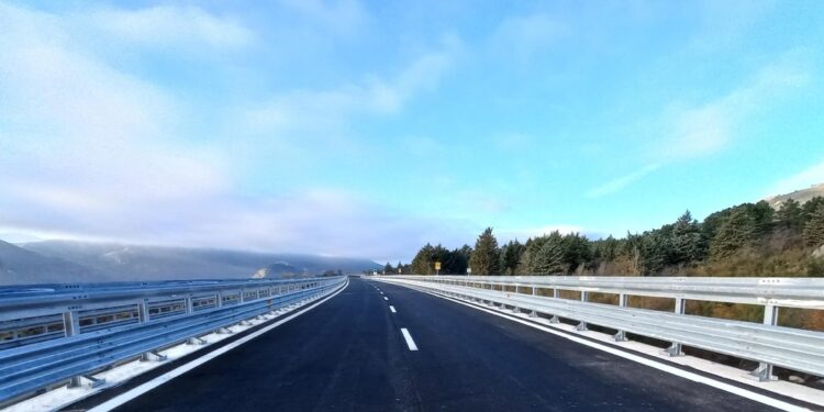 Incidente nell'Avellinese sulla Fondo Valle Sele