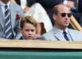 Va allo stadio a Birmingham col figlio George per vedere partita