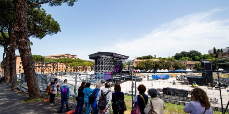 Ermal Meta sul palco