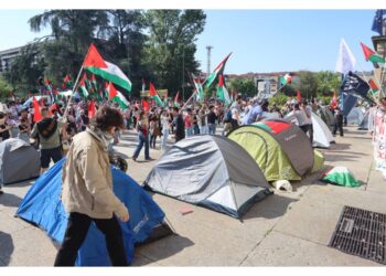 L'acampada in tenda andava avanti dal 10 maggio