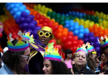 In Brasile il popolo arcobaleno richiama 'al voto consapevole'