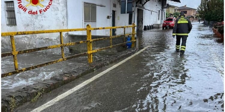 Strade e campi allagati