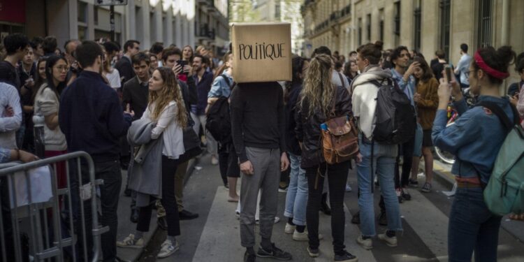 Nuova evacuazione questa mattina di Sciences Po a Parigi