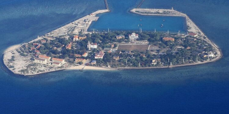 Era in transito vicino alle Paracel nel mar Cinese meridionale