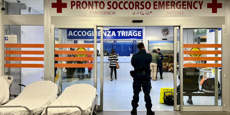 Altri 8 ragazzi soccorsi sul posto dal 118