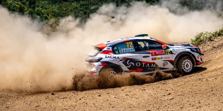 Matteo Fontana e Alessandro Arnaboldi in azione al Rally mondiale del Portogallo