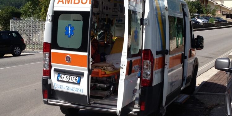 Il decesso in serata a Ferrara durante il trasporto in ospedale