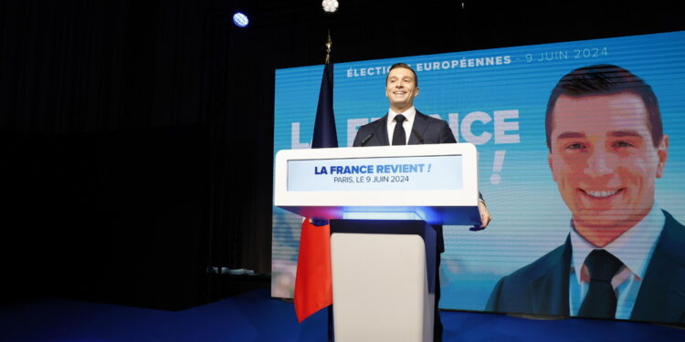 Il capolista del partito di Le Pen dopo la vittoria alle Europee