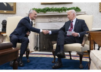Il presidente riceve il segretario della Nato alla Casa Bianca
