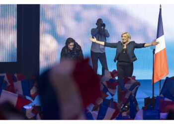 Partito di Le Pen e Bardella contro procedura di ricollocamenti