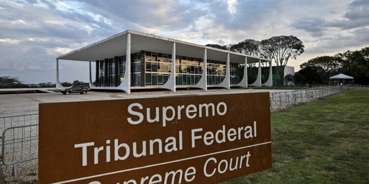 La decisione adottata a maggioranza della Corte suprema