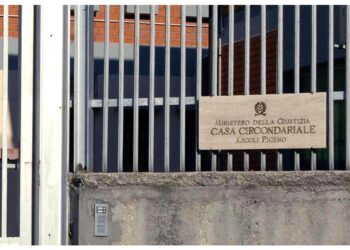 Ad Ascoli ex poliziotto condannato a 3 anni e 10 mesi di carcere
