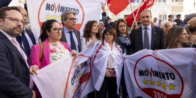 Martedì in piazza con Pd-M5s- Più Europa e società civile