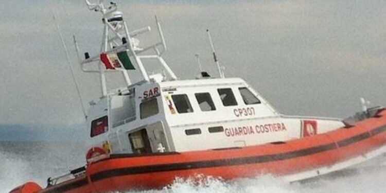 Tragedia in mare a Is Arenas