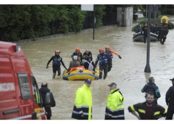 A L'Aquila a giudizio anche 2 ex sindaci