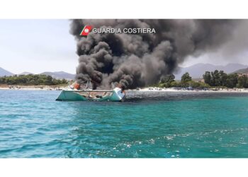 Intervento di Guardia costiera e vigili fuoco a Porto Ottiolu