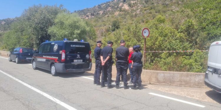 Si perlustra l'area vicino alla statale 125 nel sud Sardegna