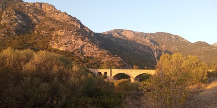 Battute attorno al ponte romano della ex statale 125