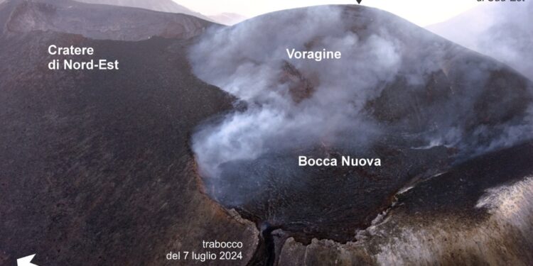 Ingv: 'è la più grande altezza mai misurata sul vulcano'