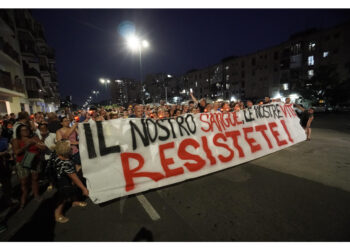 Un corteo per ricordare le vittime del crollo della Vela